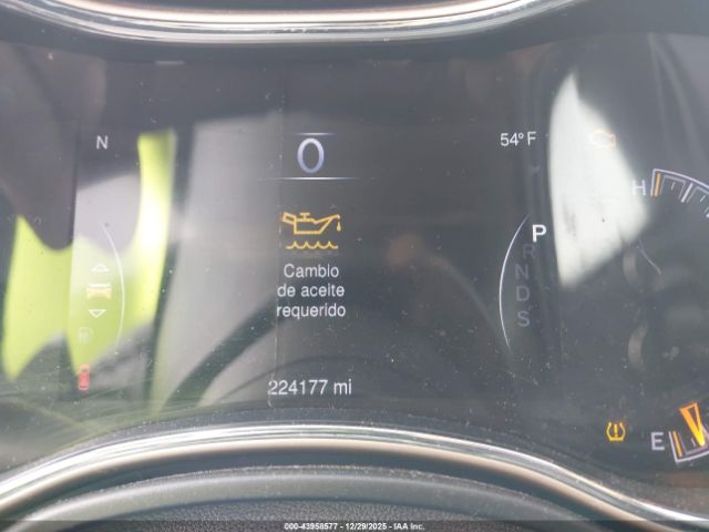 2015 JEEP GRAND CHEROKEE 1C4RJEBG1FC739820 Photo 6