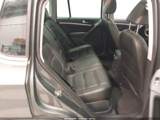 2013 VOLKSWAGEN TIGUAN WVGAV7AX7DW011943 Photo 7