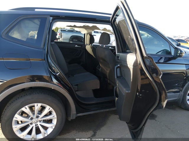 3VV1B7AX2KM086299 Volkswagen Tiguan 2.0t S