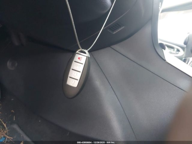 2017 NISSAN SENTRA 3N1AB7AP3HL647707 Photo 10