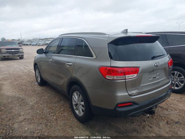 2018 KIA SORENTO 5XYPG4A30JG376199 Photo 2