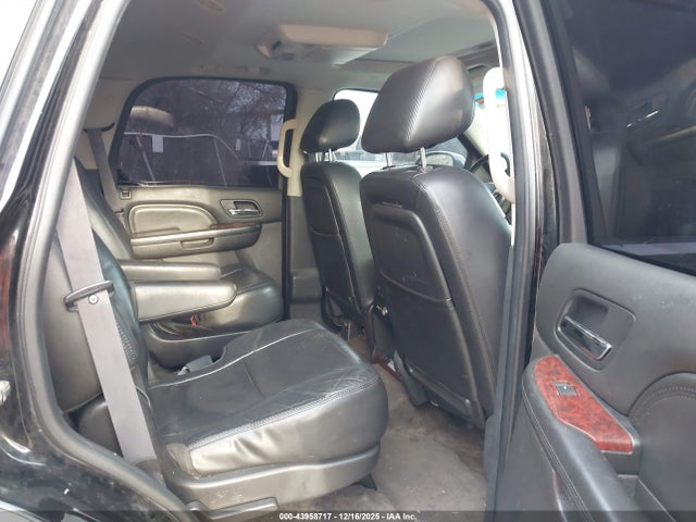 2011 CADILLAC ESCALADE 1GYS4BEF1BR327263 Photo 7