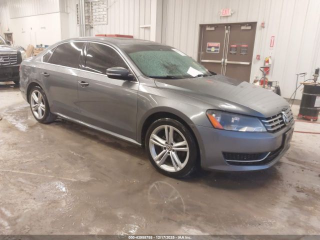 2015 VOLKSWAGEN PASSAT 1VWBV7A3XFC076292