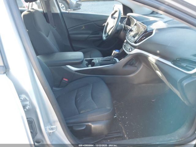 2017 CHEVROLET VOLT 1G1RA6S53HU102664 Photo 4
