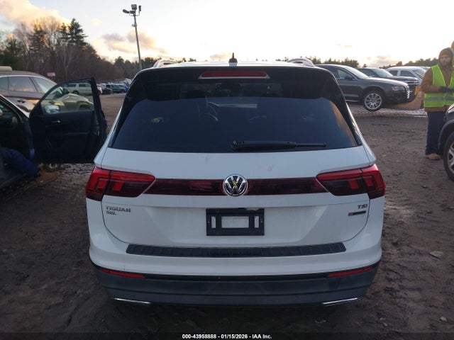 3VV2B7AX1JM006610 Volkswagen Tiguan 2.0t Se/2.0t Sel