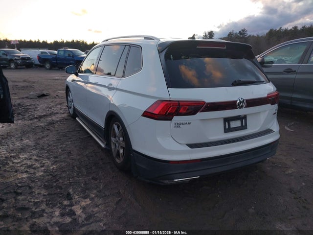 3VV2B7AX1JM006610 Volkswagen Tiguan 2.0t Se/2.0t Sel