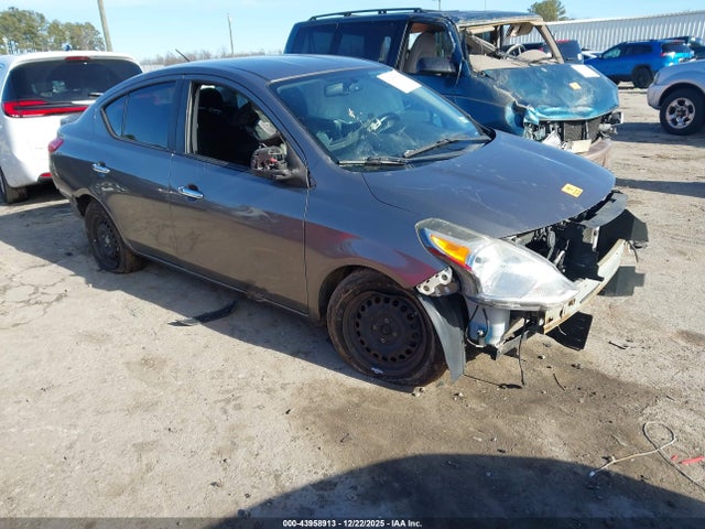 3N1CN7AP6FL881658 Nissan Versa 1.6 Sv