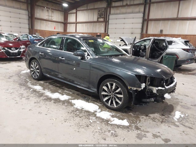 2022 AUDI A4 WAUABAF44NN002971
