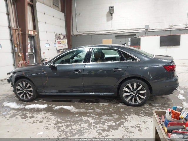 43958935 :رقم المزاد ، WAUABAF44NN002971 vin ، 2022 Audi A4 Premium 40 Tfsi Quattro S Tronic مزاد بيع