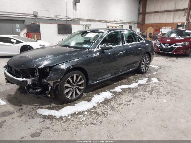 2022 AUDI A4 WAUABAF44NN002971 Photo 1