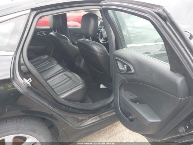 2017 CHRYSLER 200 1C3CCCABXHN500756 Photo 7