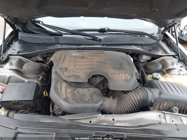 43959031 :رقم المزاد ، 2C3CCACGXCH205865 vin ، 2012 Chrysler 300 Limited مزاد بيع