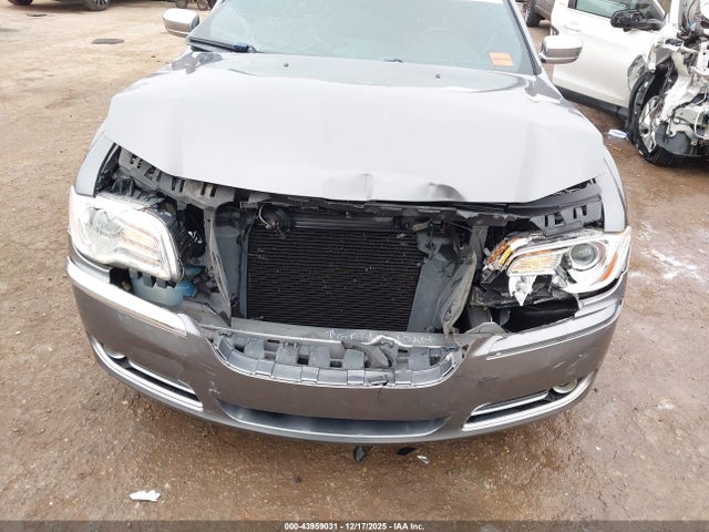 43959031 :رقم المزاد ، 2C3CCACGXCH205865 vin ، 2012 Chrysler 300 Limited مزاد بيع