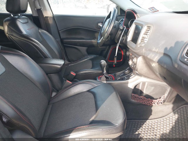 2019 JEEP COMPASS 3C4NJDDB9KT775862 Photo 4