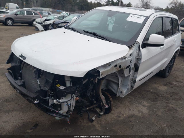 1C4RJFAG9MC653398 Jeep Grand Cherokee Laredo X 4x4