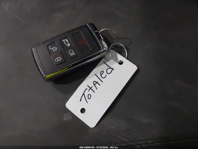 SALEJ6EX6S2406540 Land Rover Defender 90 P300 S