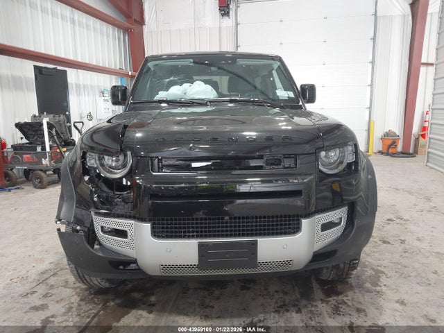 SALEJ6EX6S2406540 Land Rover Defender 90 P300 S