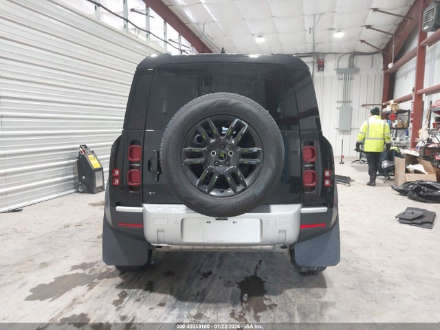 SALEJ6EX6S2406540 Land Rover Defender 90 P300 S