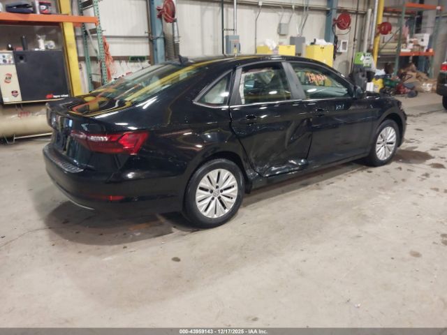2020 VOLKSWAGEN JETTA 3VWCB7BU3LM065701 Photo 3