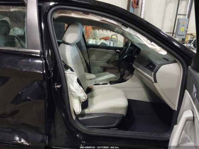 2020 VOLKSWAGEN JETTA 3VWCB7BU3LM065701 Photo 4