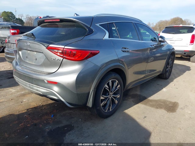 43959155 :رقم المزاد ، SJKCH5CR2JA057564 vin ، 2018 Infiniti Qx30 Premium مزاد بيع