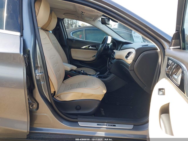 43959155 :رقم المزاد ، SJKCH5CR2JA057564 vin ، 2018 Infiniti Qx30 Premium مزاد بيع