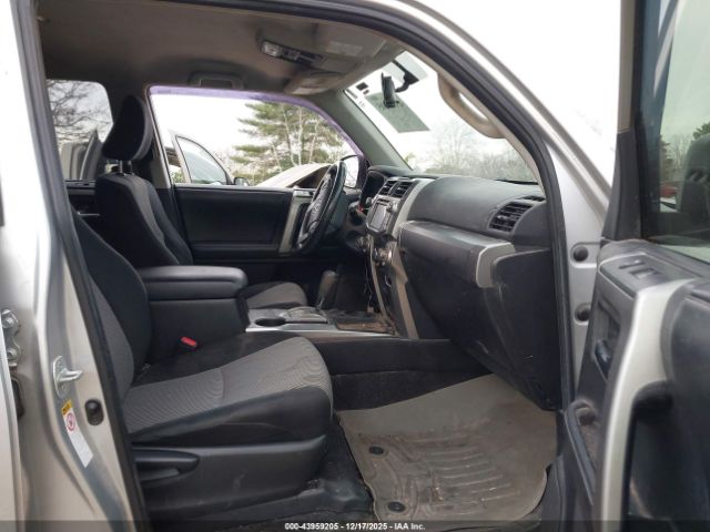 2014 TOYOTA 4RUNNER JTEZU5JR7E5083115 Photo 4