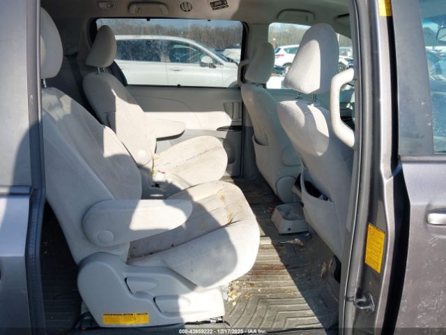 2014 TOYOTA SIENNA 5TDJK3DC9ES077541 Photo 7