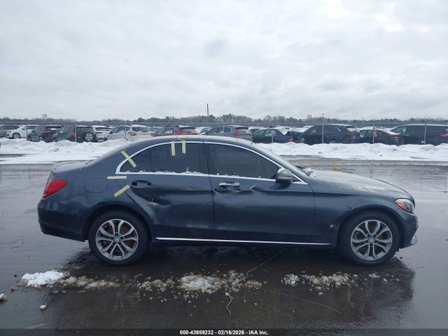Продажа на аукционе авто 2016 Mercedes-benz C 300 4matic, vin: 55SWF4KB4GU140092, номер лота: 43959232