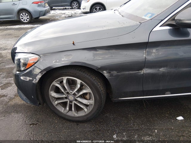 Продажа на аукционе авто 2016 Mercedes-benz C 300 4matic, vin: 55SWF4KB4GU140092, номер лота: 43959232