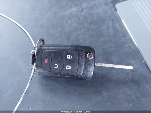 2GNFLFEK8G6256409 Chevrolet EQUINOX LT