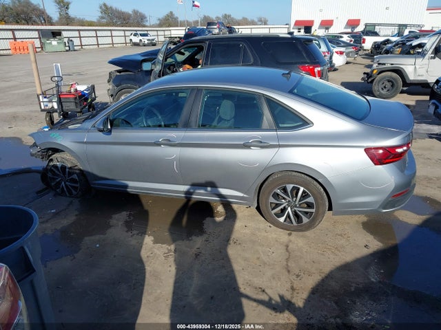 2024 Volkswagen Jetta 1.5t S მანქანა იყიდება აუქციონზე, vin: 3VW5M7BU6RM089499, აუქციონის ნომერი: 43959304