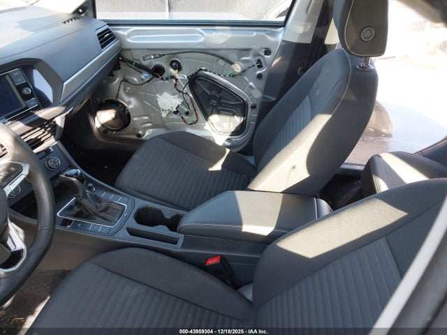 2024 Volkswagen Jetta 1.5t S მანქანა იყიდება აუქციონზე, vin: 3VW5M7BU6RM089499, აუქციონის ნომერი: 43959304