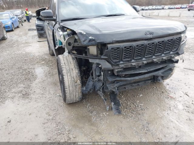 2022 JEEP GRAND CHEROKEE 1C4RJHAG6N8635179 Photo 5