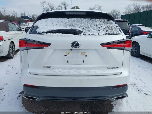 43959354 :رقم المزاد ، JTJDARDZ1M5025751 vin ، 2021 Lexus Nx 300 مزاد بيع