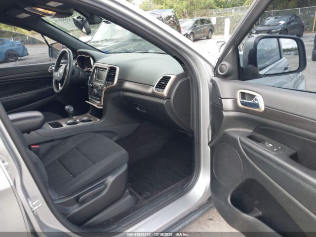 2015 JEEP GRAND CHEROKEE 1C4RJFAG5FC736250 Photo 4