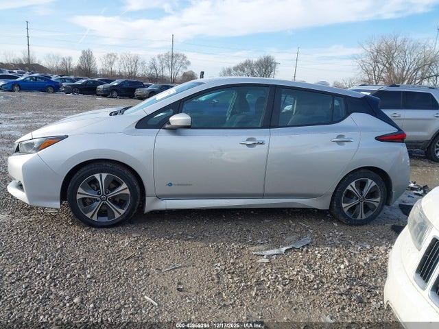 1N4AZ1CP2JC307894 Nissan LEAF SV