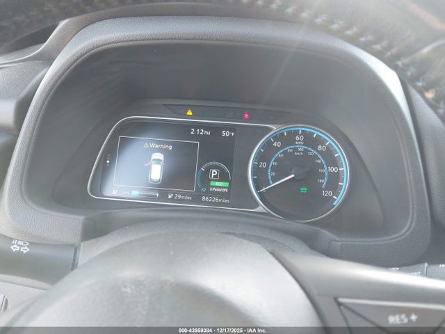 1N4AZ1CP2JC307894 Nissan LEAF SV