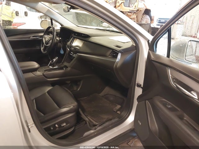 2018 CADILLAC XT5 1GYKNCRS0JZ246487 Photo 4