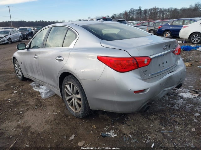 2017 Infiniti Q50 3.0t Premium მანქანა იყიდება აუქციონზე, vin: JN1EV7AR7HM836456, აუქციონის ნომერი: 43959432