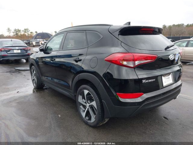 2018 HYUNDAI TUCSON KM8J33A24JU744879 Photo 2