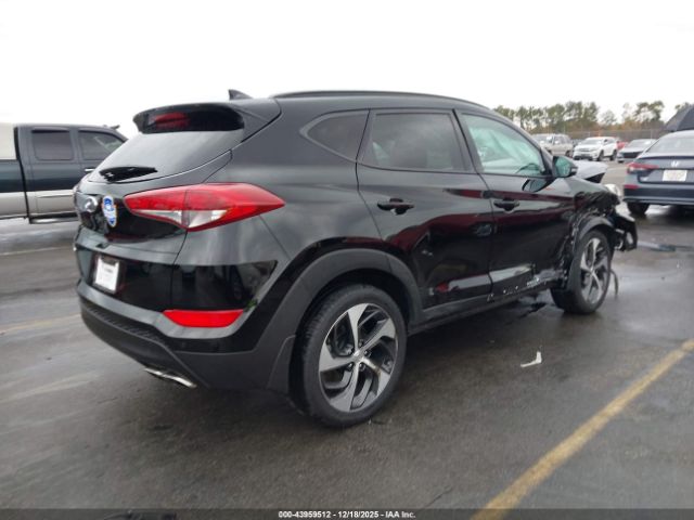 2018 HYUNDAI TUCSON KM8J33A24JU744879 Photo 3