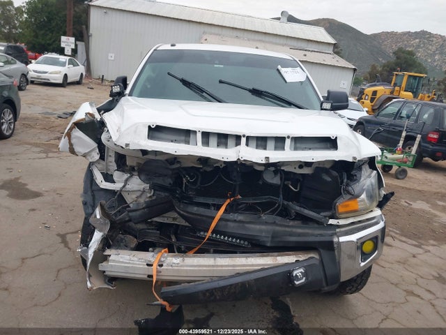 5TFEY5F1XJX239608 Toyota Tundra