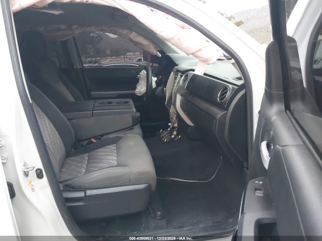5TFEY5F1XJX239608 Toyota Tundra
