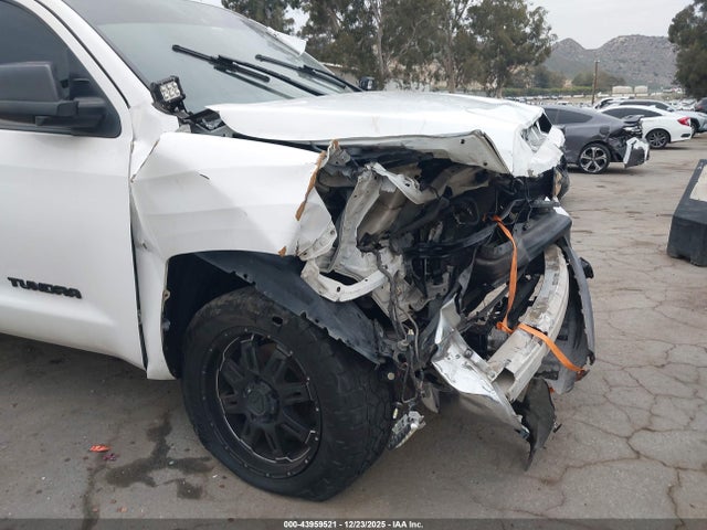 5TFEY5F1XJX239608 Toyota Tundra