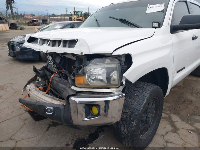 5TFEY5F1XJX239608 Toyota Tundra