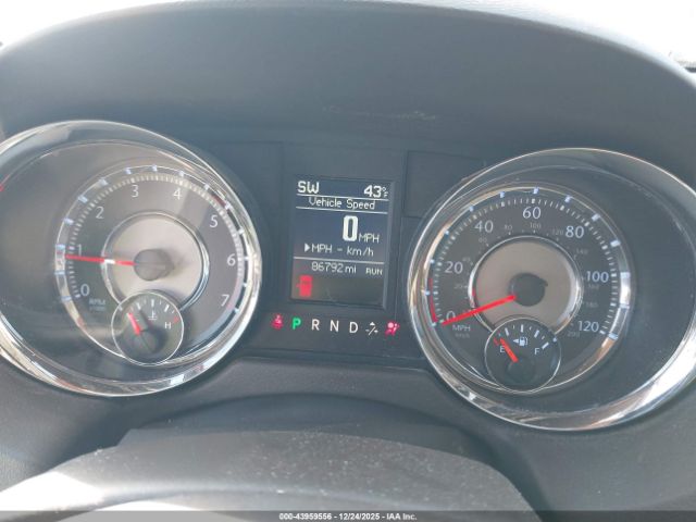 2011 CHRYSLER TOWN & COUNTRY 2A4RR5DG5BR635011 Photo 6