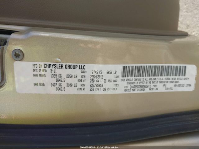 2011 CHRYSLER TOWN & COUNTRY 2A4RR5DG5BR635011 Photo 8