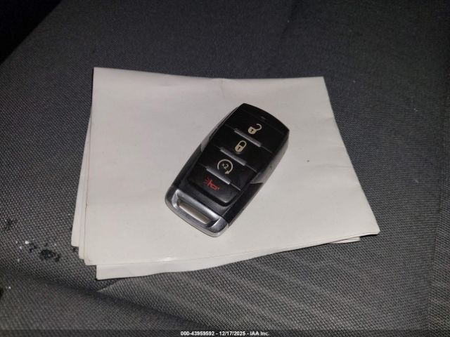 2020 RAM 1500 1C6SRFBT2LN215421 Photo 10