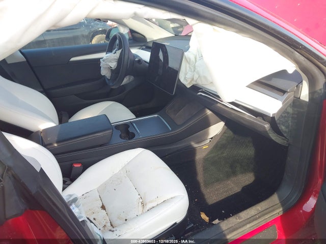 2023 TESLA MODEL 3 5YJ3E1EC7PF587560 Photo 4